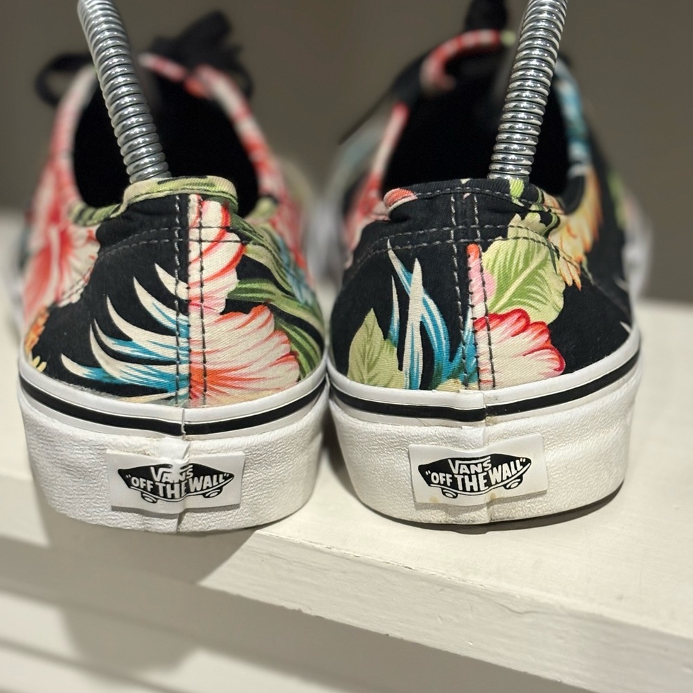 VANS Off The Wall Hawaiian/Tropical Floral Canvas Shoes Women’s Size 9 Men’s 7.5 - Picture 7 of 9